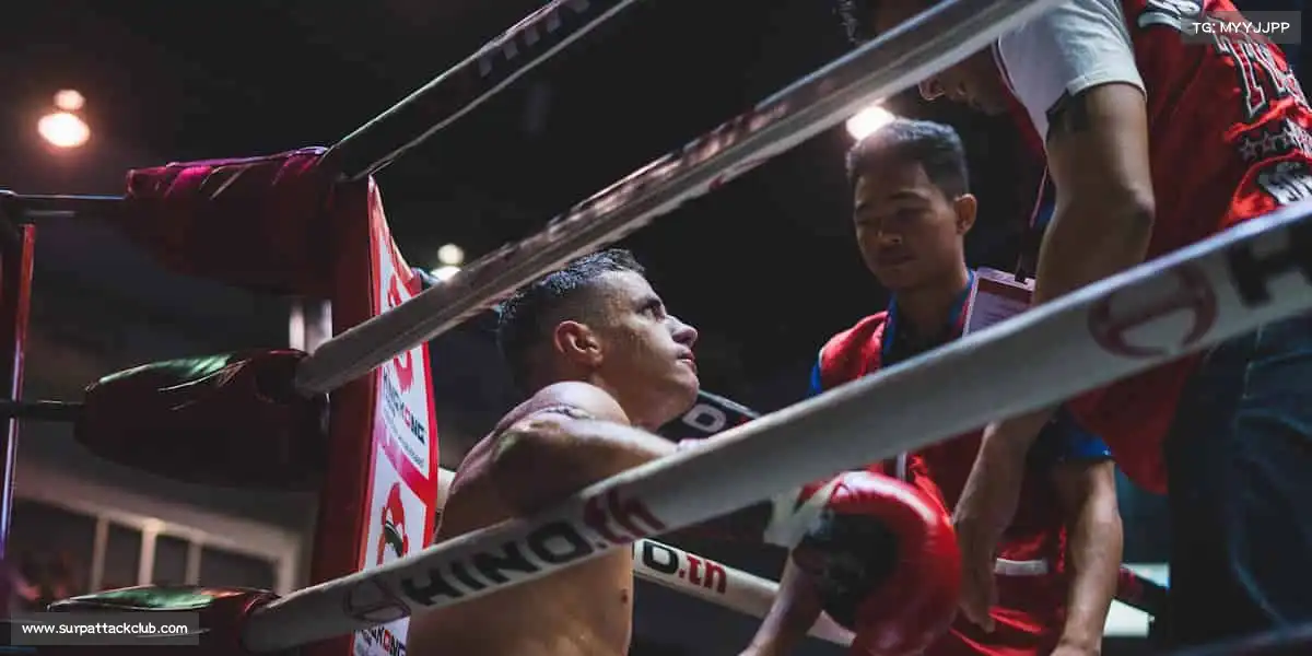 J9集团——🏉英式橄榄球！团队协作，突破自我边界🏅